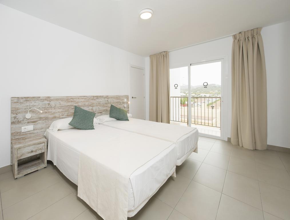 Apartamentos Vibra Riviera San Antonio  Eksteriør billede