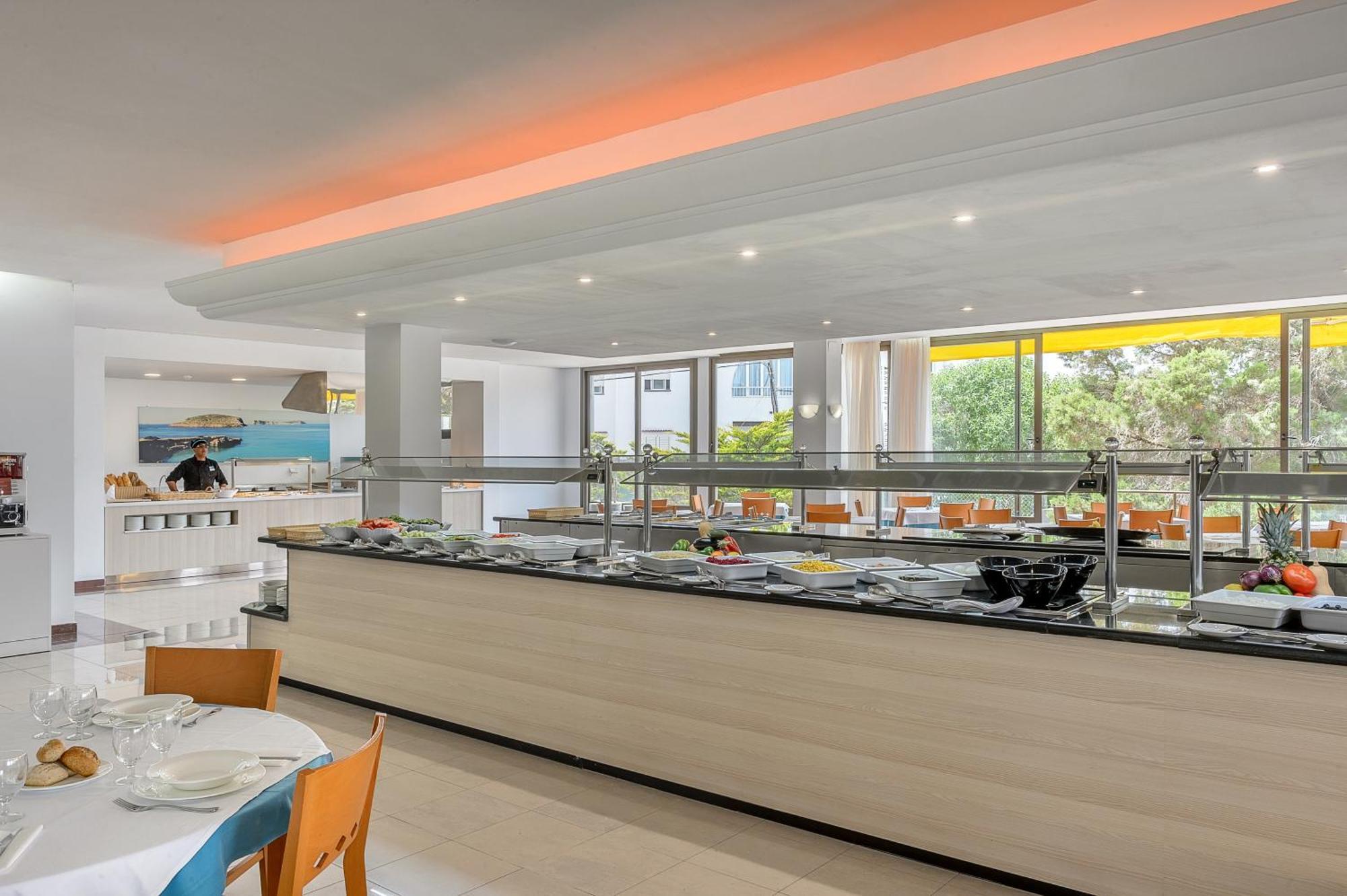 Apartamentos Vibra Riviera San Antonio  Eksteriør billede