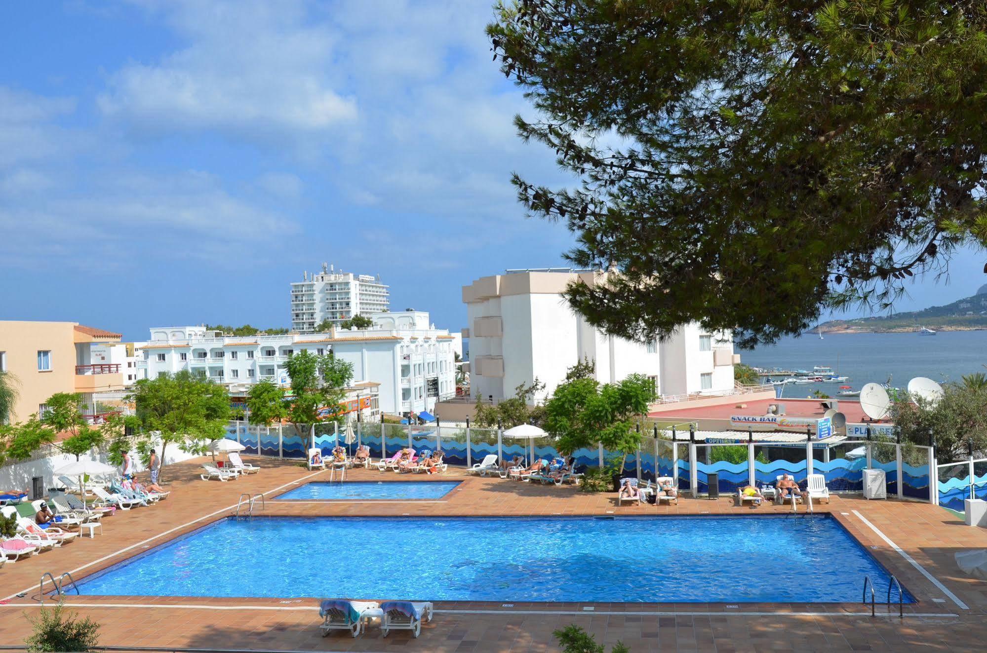 Apartamentos Vibra Riviera San Antonio  Eksteriør billede